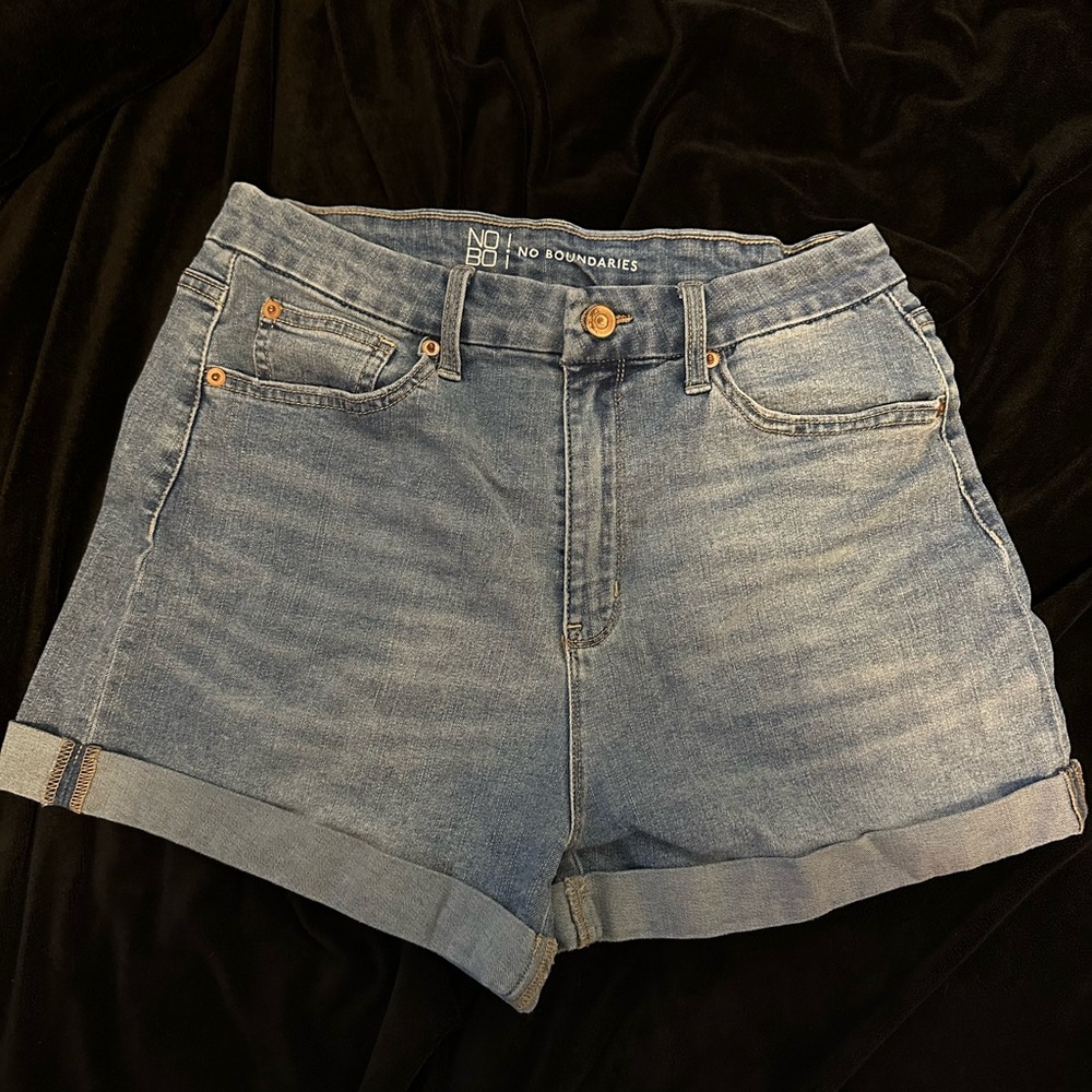 No boundaries blue Jean shorts